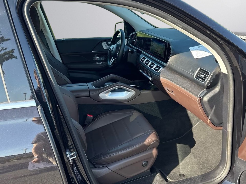Mercedes-Benz GLE 300d 4MATIC AMG - foto 8