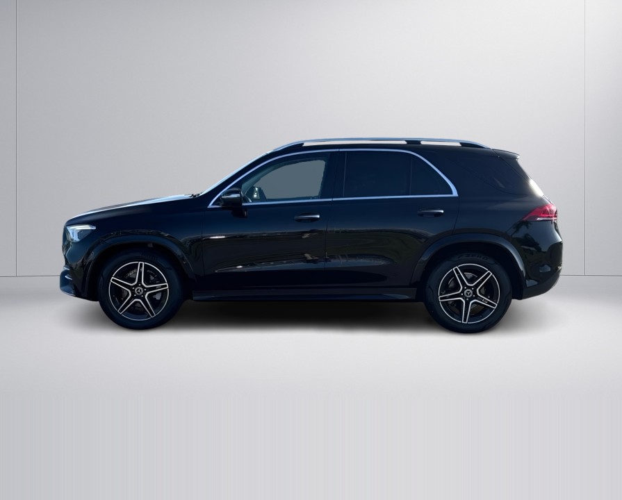 Mercedes-Benz GLE 300d 4MATIC AMG (3)
