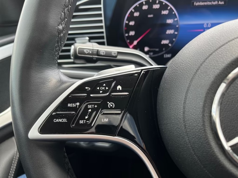 Mercedes-Benz GLE 350de 4MATIC - foto 12