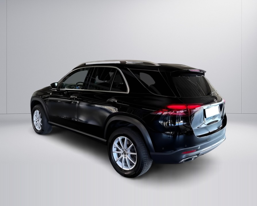 Mercedes-Benz GLE 300d 4MATIC (4)