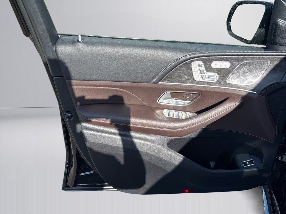 Mercedes-Benz GLE 300d 4MATIC AMG - foto 11