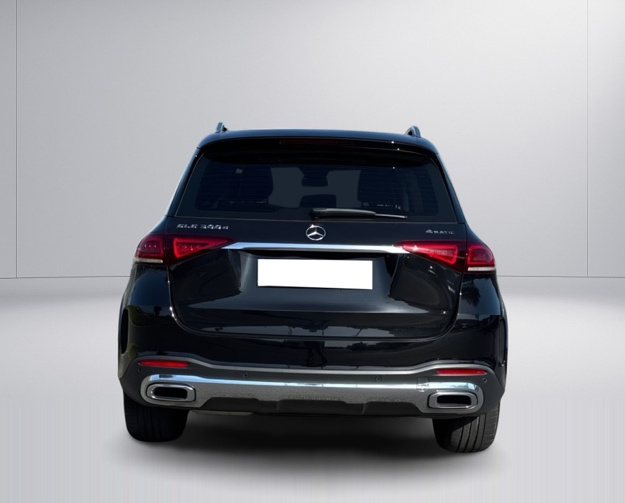 Mercedes-Benz GLE 300d 4MATIC AMG (4)