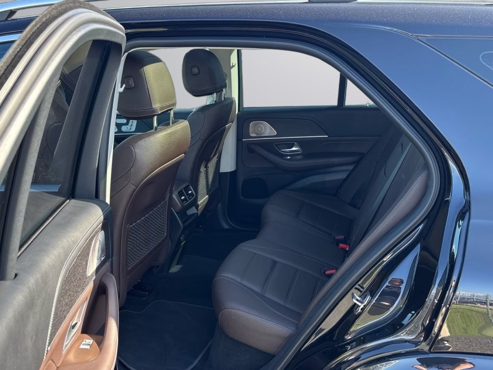 Mercedes-Benz GLE 300d 4MATIC AMG - foto 9