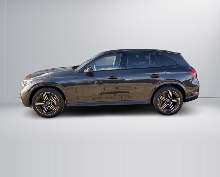 Mercedes-Benz GLC 220d 4MATIC AMG (5)