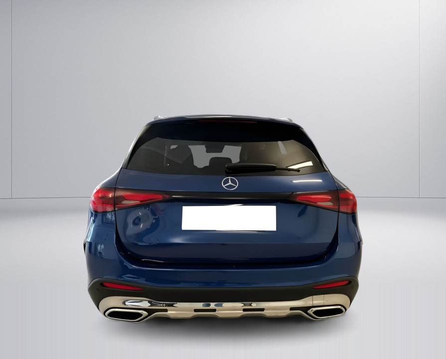 Mercedes-Benz GLC 220d 4MATIC AMG (3)