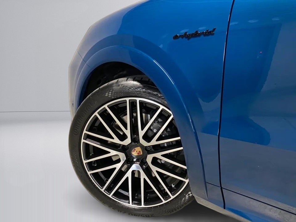 Porsche Cayenne Coupe E-Hybrid Black Edition - foto 23