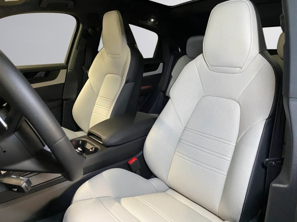 Porsche Cayenne Coupe E-Hybrid Black Edition - foto 6