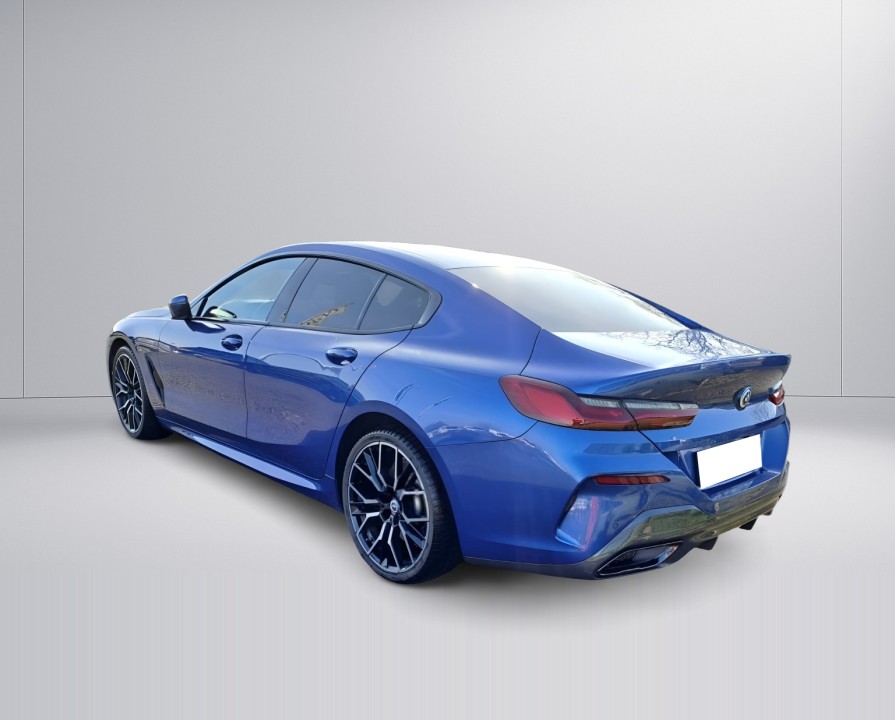 BMW Seria 8 840i xDrive - foto 6