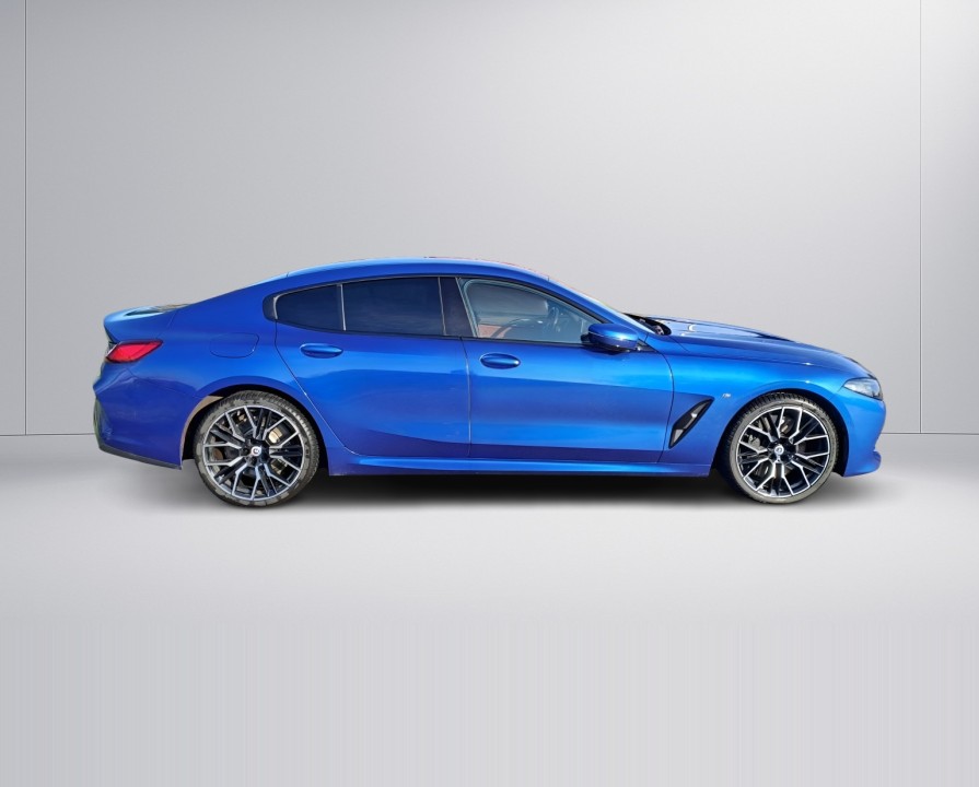 BMW Seria 8 840i xDrive (3)