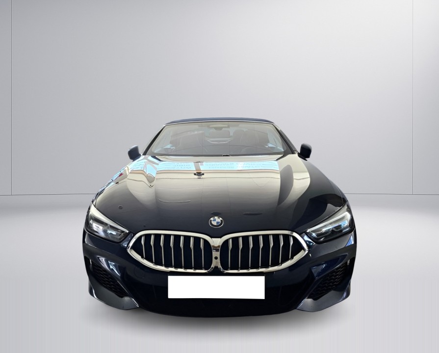 BMW Seria 8 840i xDrive (2)
