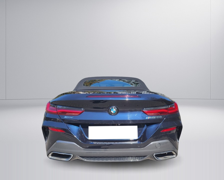 BMW Seria 8 M850i ​​xDrive (5)