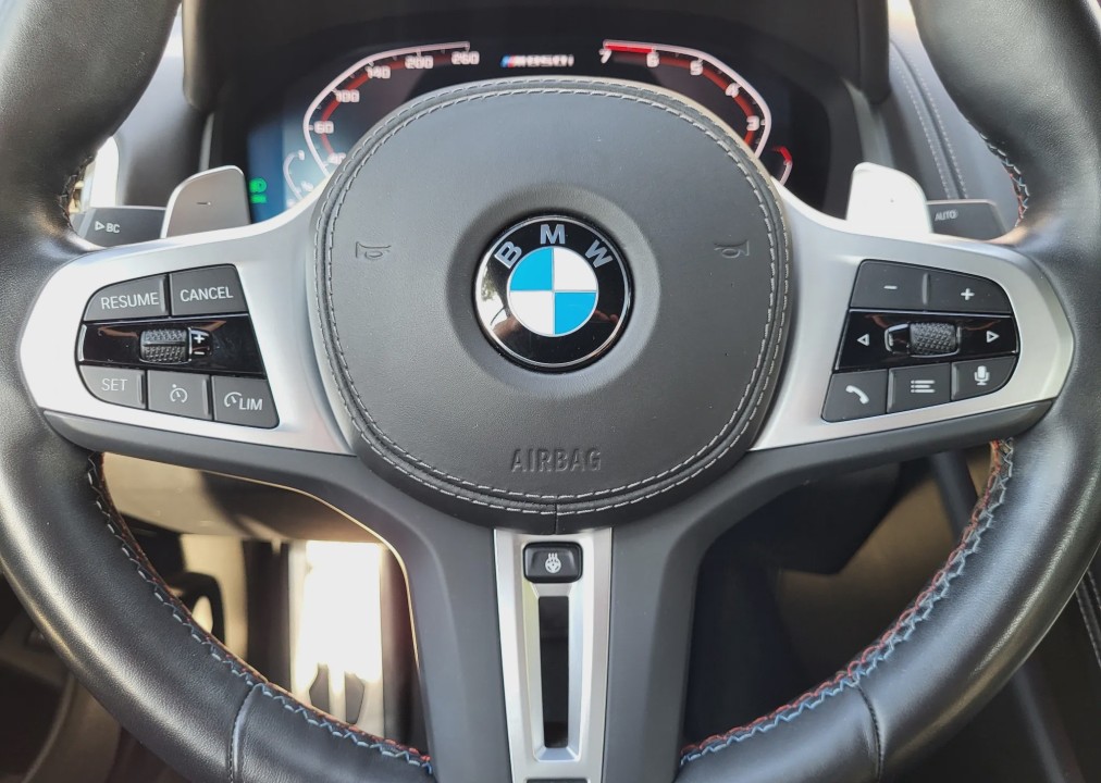 BMW Seria 8 M850i ​​xDrive - foto 24