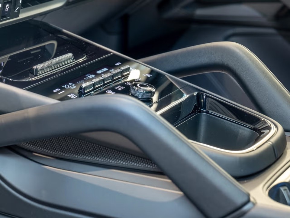 Porsche Cayenne Coupe E-Hybrid Black Edition - foto 14