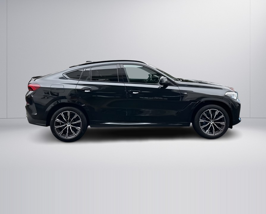 BMW X6 40d M-Sport (2)