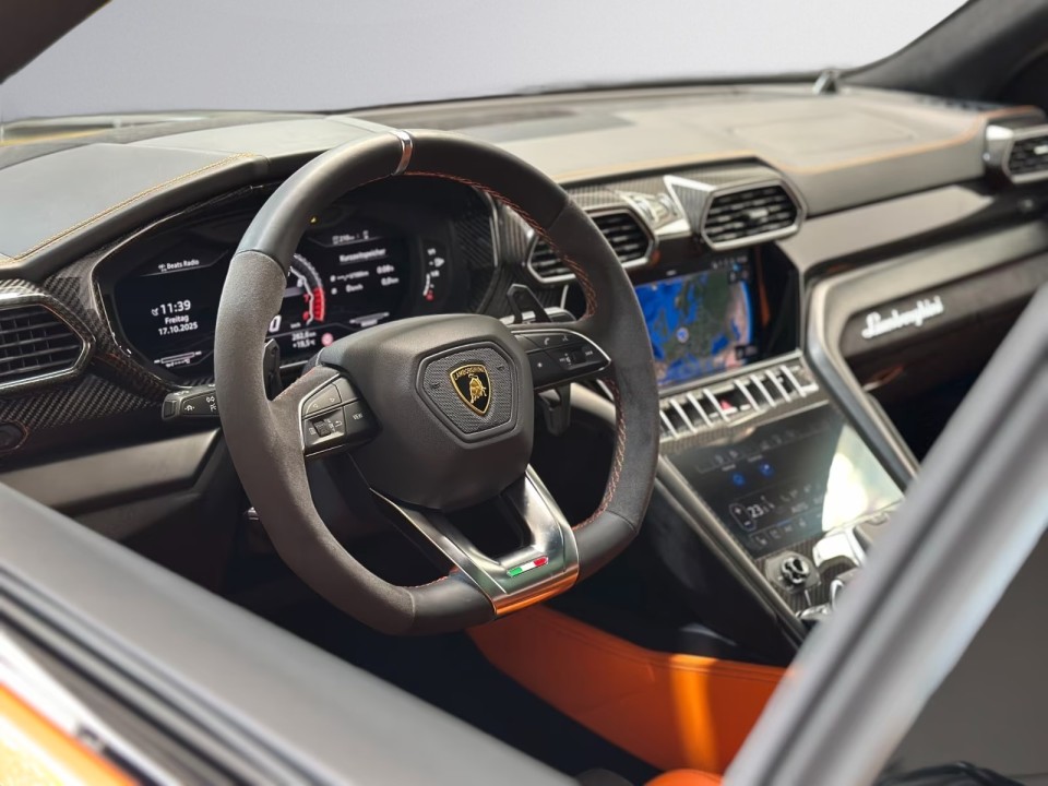 Lamborghini URUS - foto 7