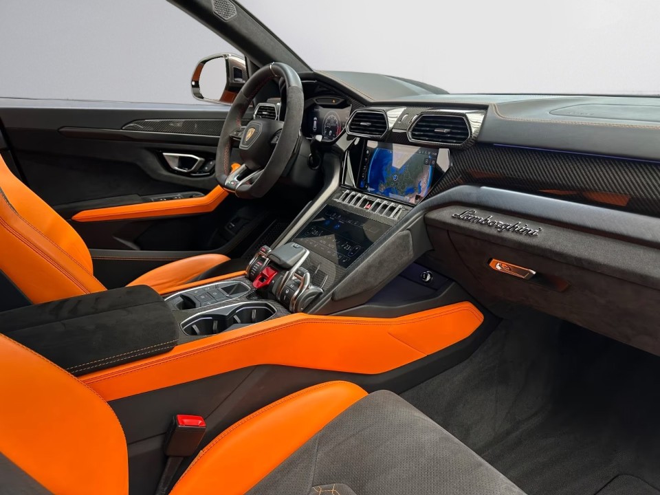 Lamborghini URUS - foto 8
