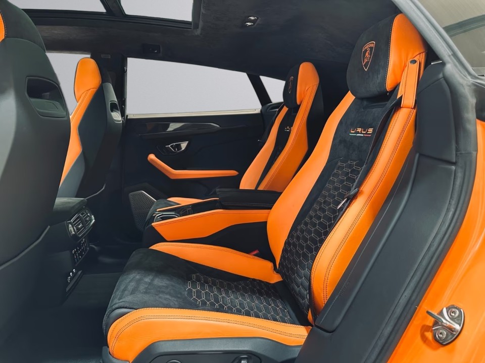 Lamborghini URUS - foto 23