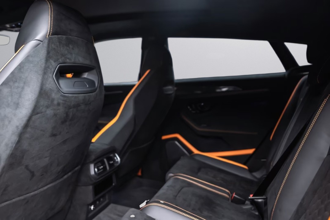 Lamborghini Urus Performante - foto 18