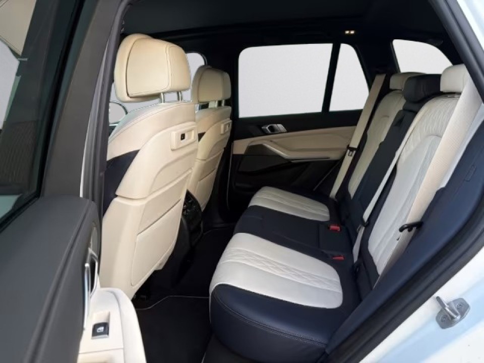 BMW X5 xDrive 40d M-Sport - foto 12