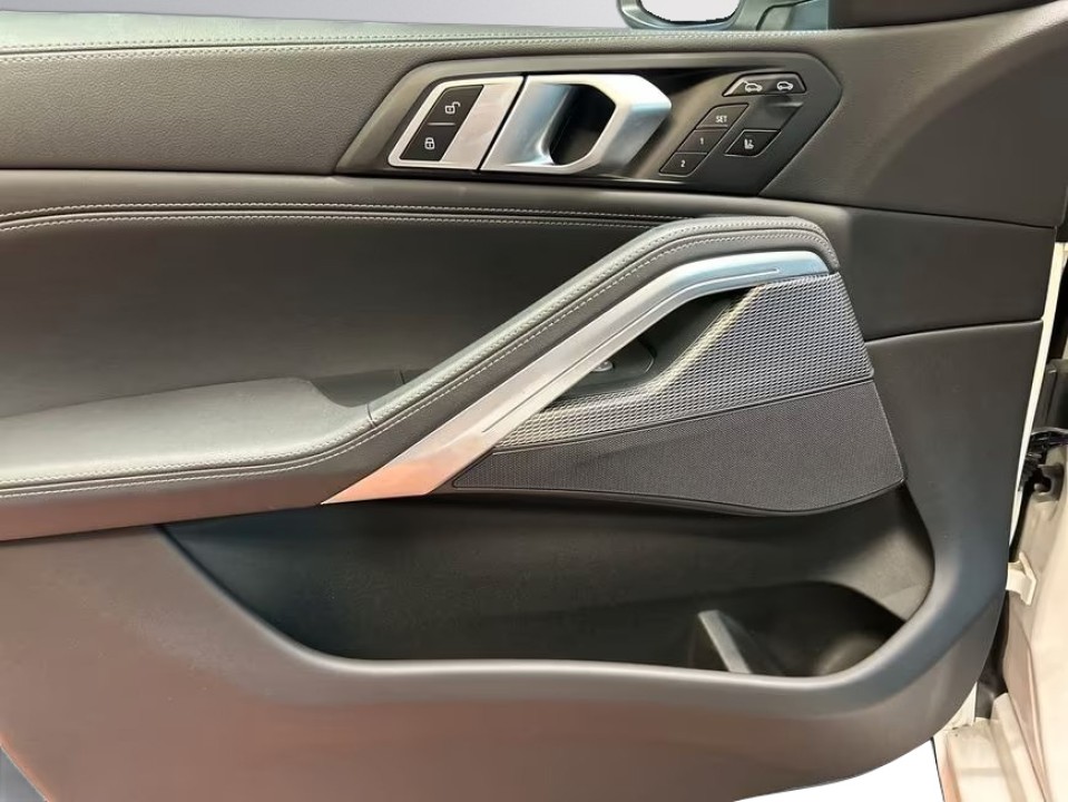 BMW X6 xDrive40d - foto 14