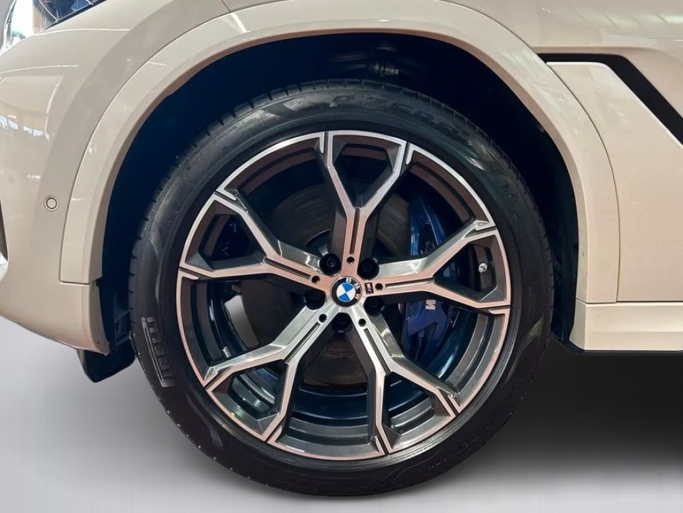 BMW X6 xDrive40d - foto 18