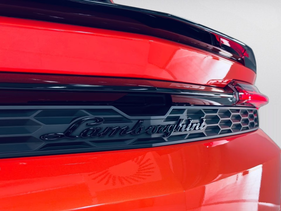 Lamborghini Urus SE - foto 37