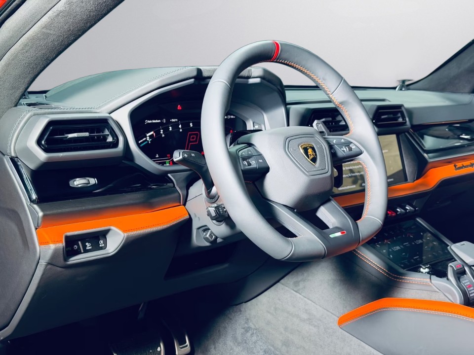 Lamborghini Urus SE - foto 12