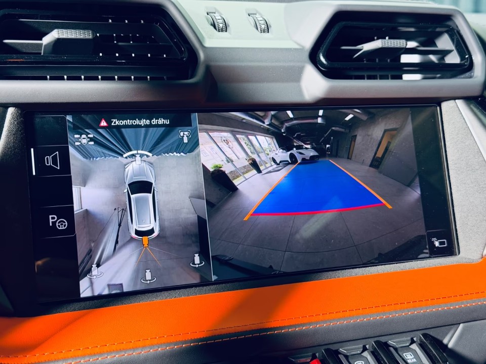Lamborghini Urus SE - foto 19