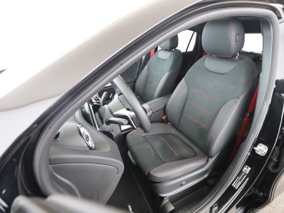 Mercedes-Benz GLA 35 AMG 4MATIC - foto 12
