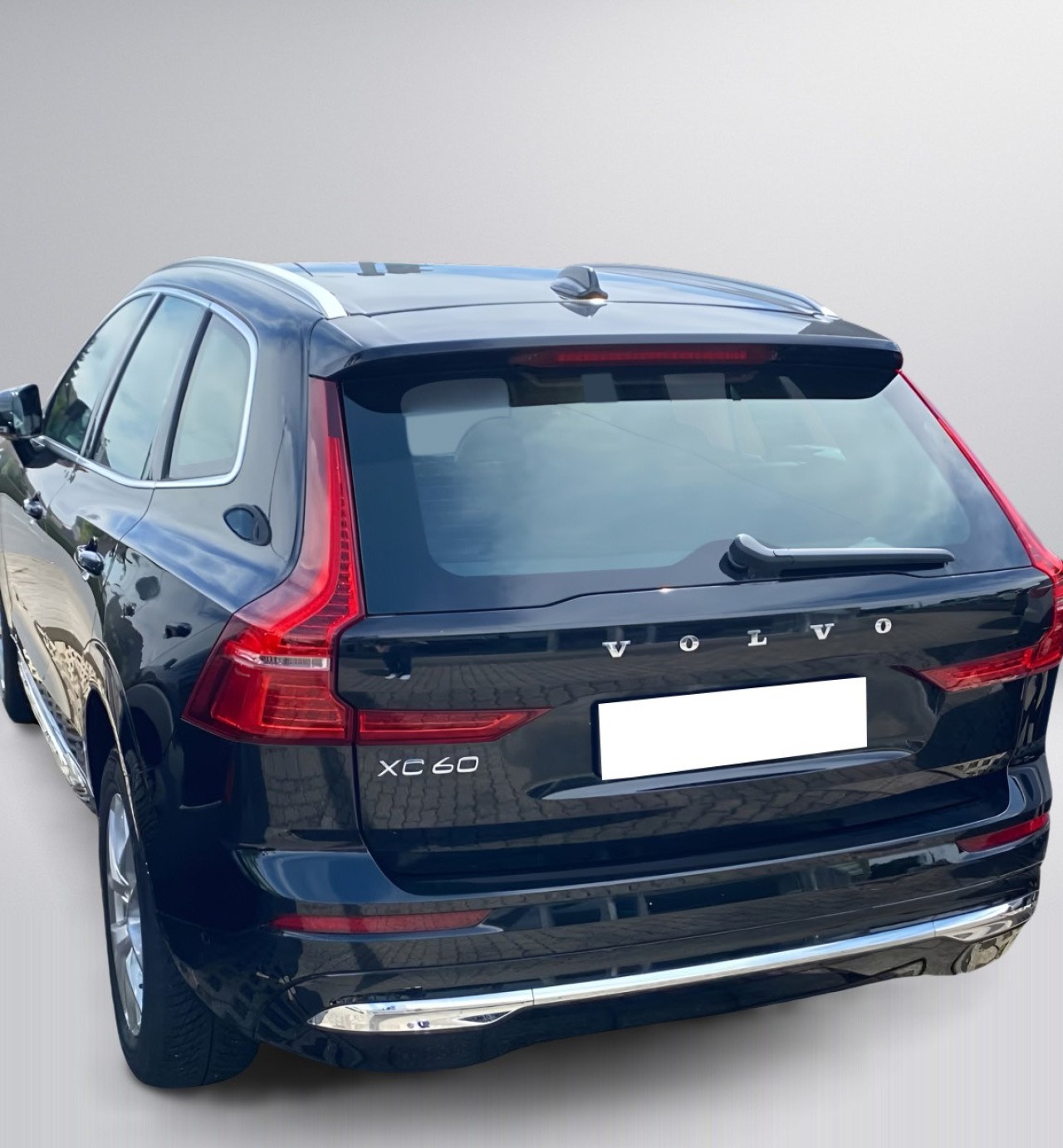 Volvo XC 60 B4 (3)