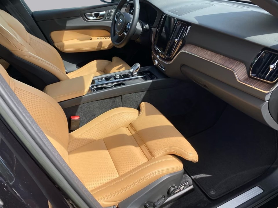 Volvo XC 60 B4 - foto 7