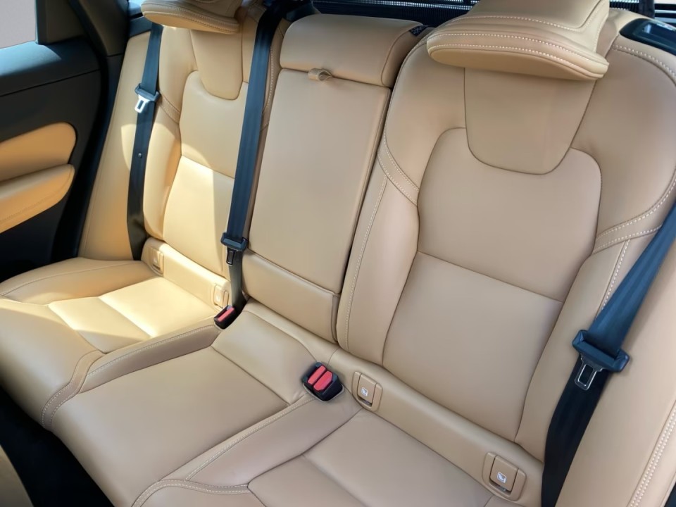 Volvo XC 60 B4 (5)