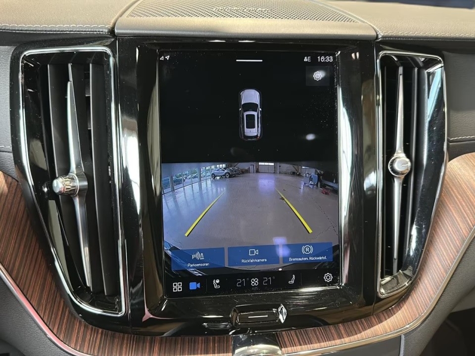 Volvo XC 60 Ultimate Bright - foto 10