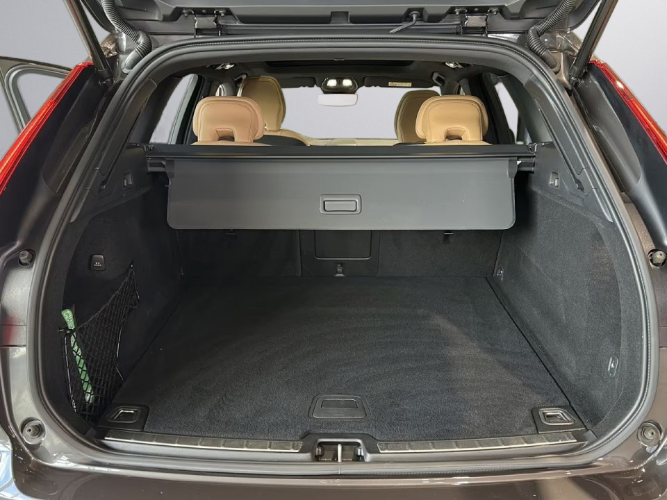 Volvo XC 60 Ultimate Bright - foto 16