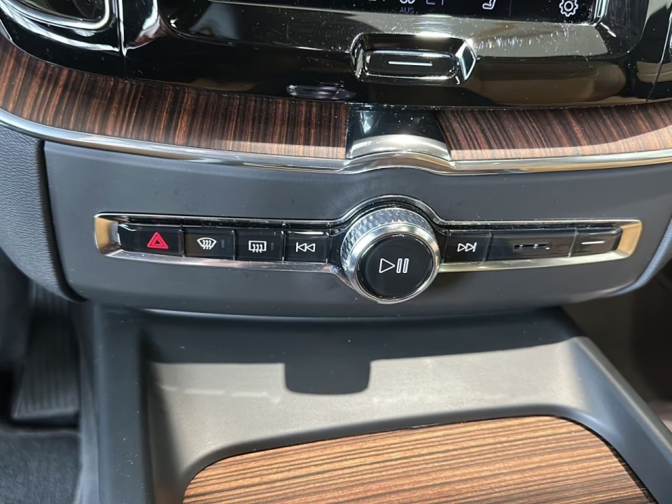 Volvo XC 60 Ultimate Bright - foto 9