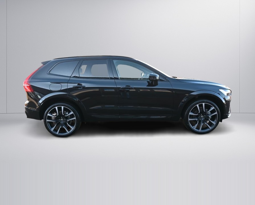 Volvo XC 60 Volvo XC60 B4 D AWD Ultimate (2)