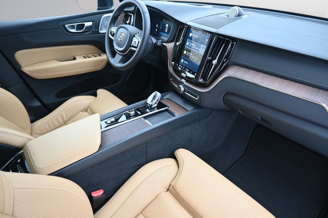 Volvo XC 60 Volvo XC60 B4 D AWD Ultimate - foto 12