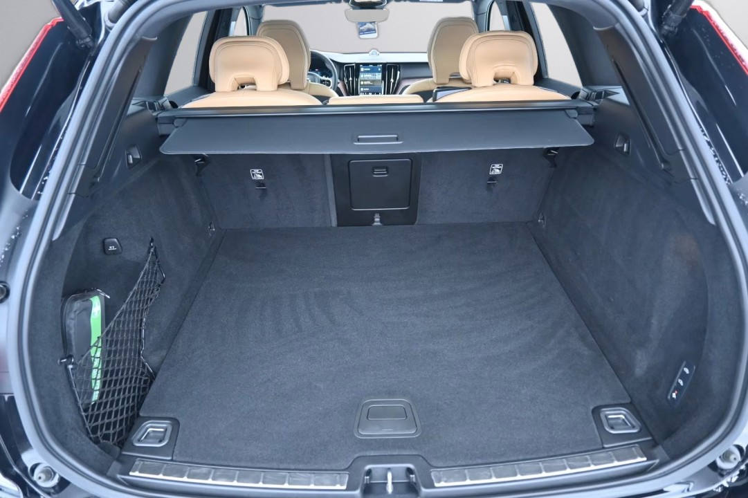 Volvo XC 60 Volvo XC60 B4 D AWD Ultimate - foto 27