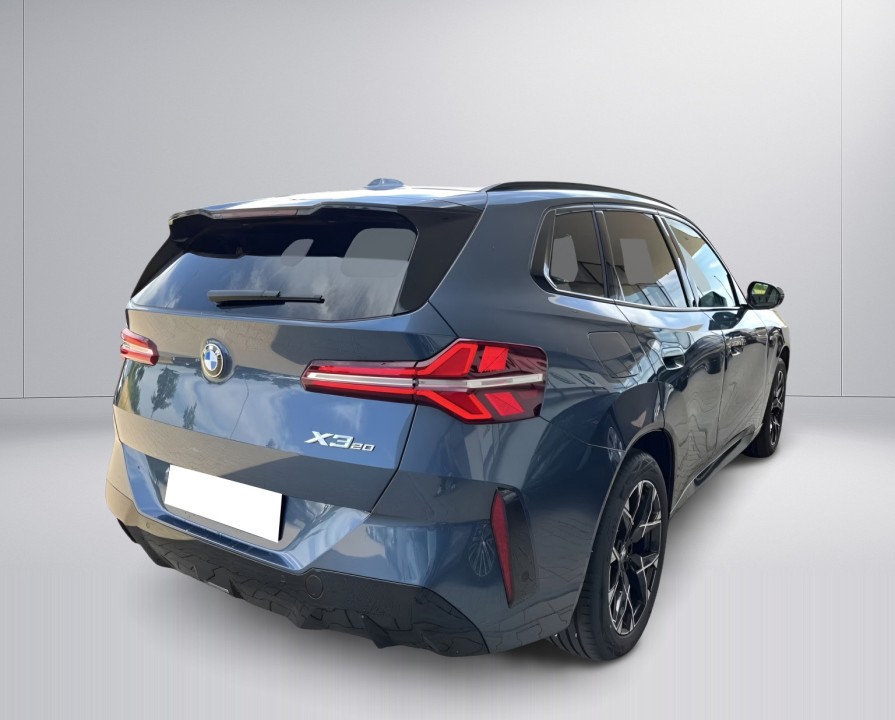 BMW X3 20 xDrive M-SPORT (2)