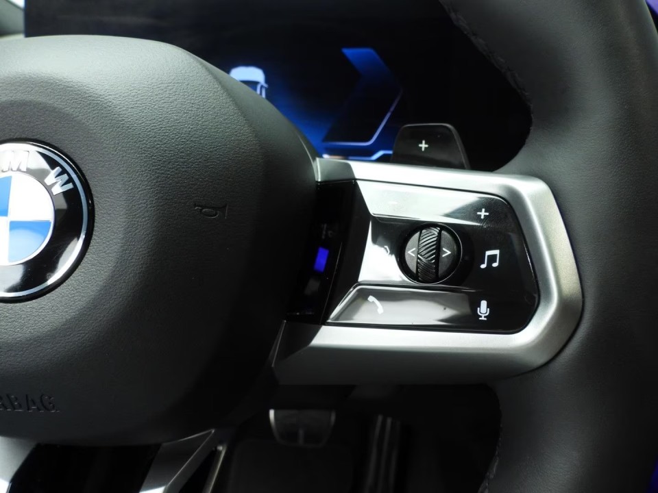 BMW Seria 5 520i M-Sport - foto 11