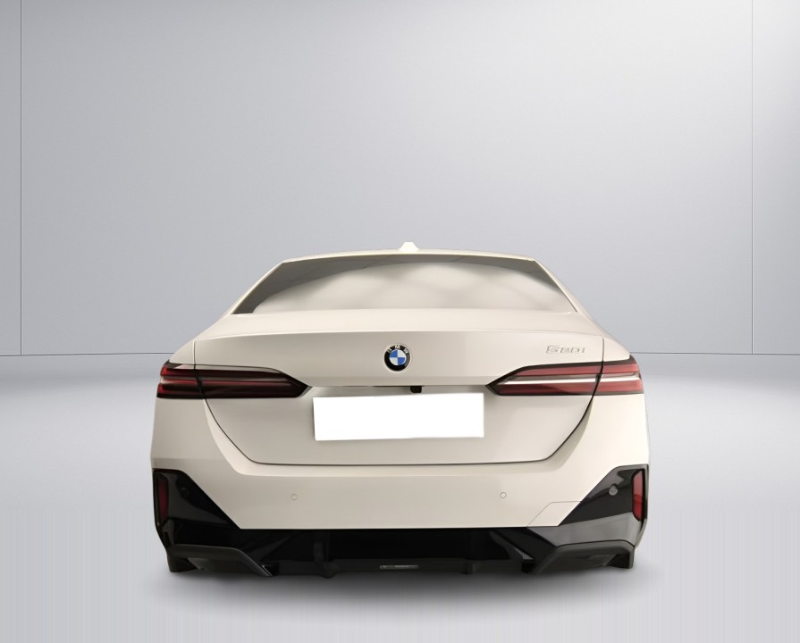 BMW Seria 5 520i M-Sport (4)