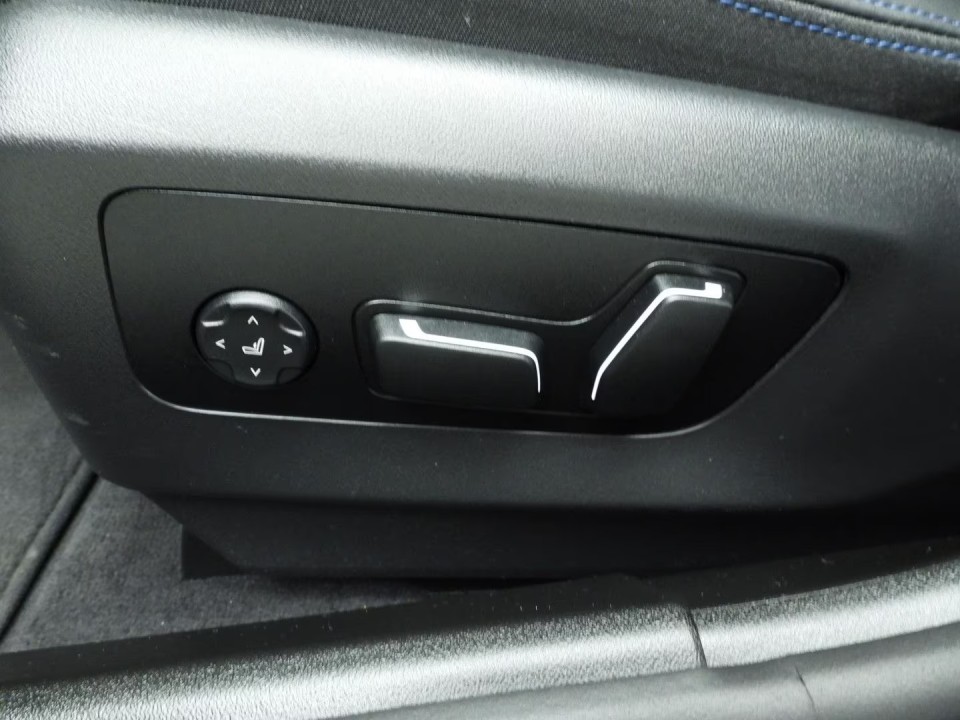 BMW Seria 5 520i M-Sport - foto 15
