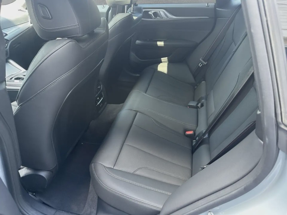 BMW Seria 4 Gran Coupe xDrive420d M-Sport - foto 9