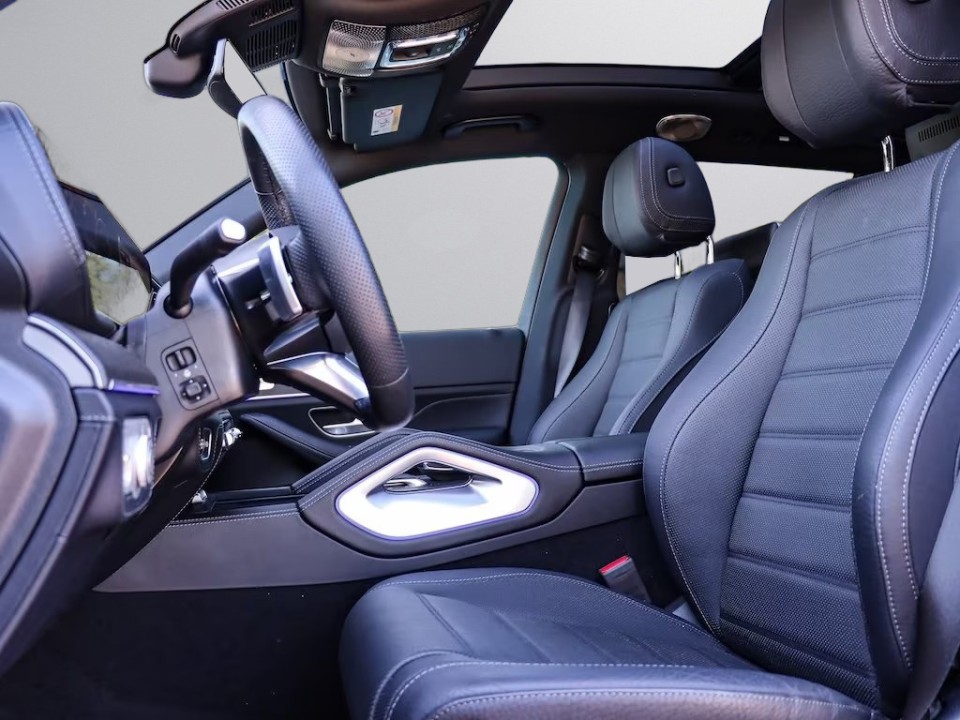 Mercedes-Benz GLS 450 4MATIC AMG - foto 9