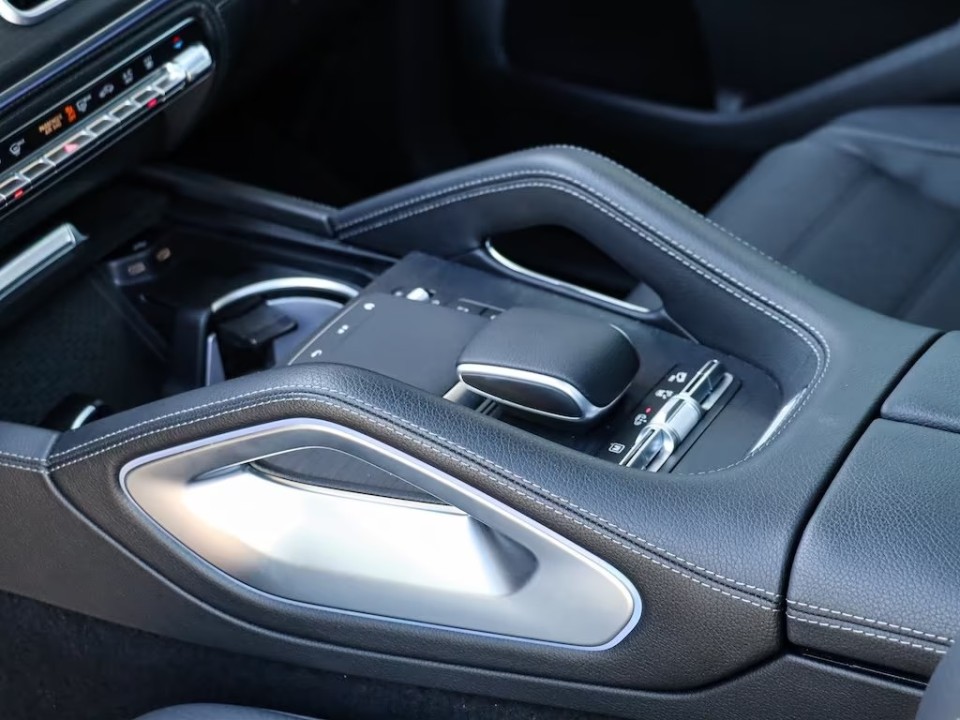 Mercedes-Benz GLS 450 4MATIC AMG - foto 21