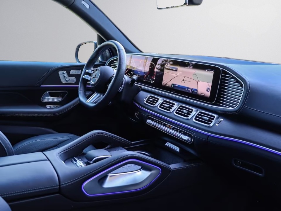 Mercedes-Benz GLS 450 4MATIC AMG - foto 12