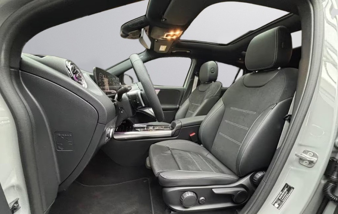 Mercedes-Benz GLA 220d 4MATIC AMG (5)