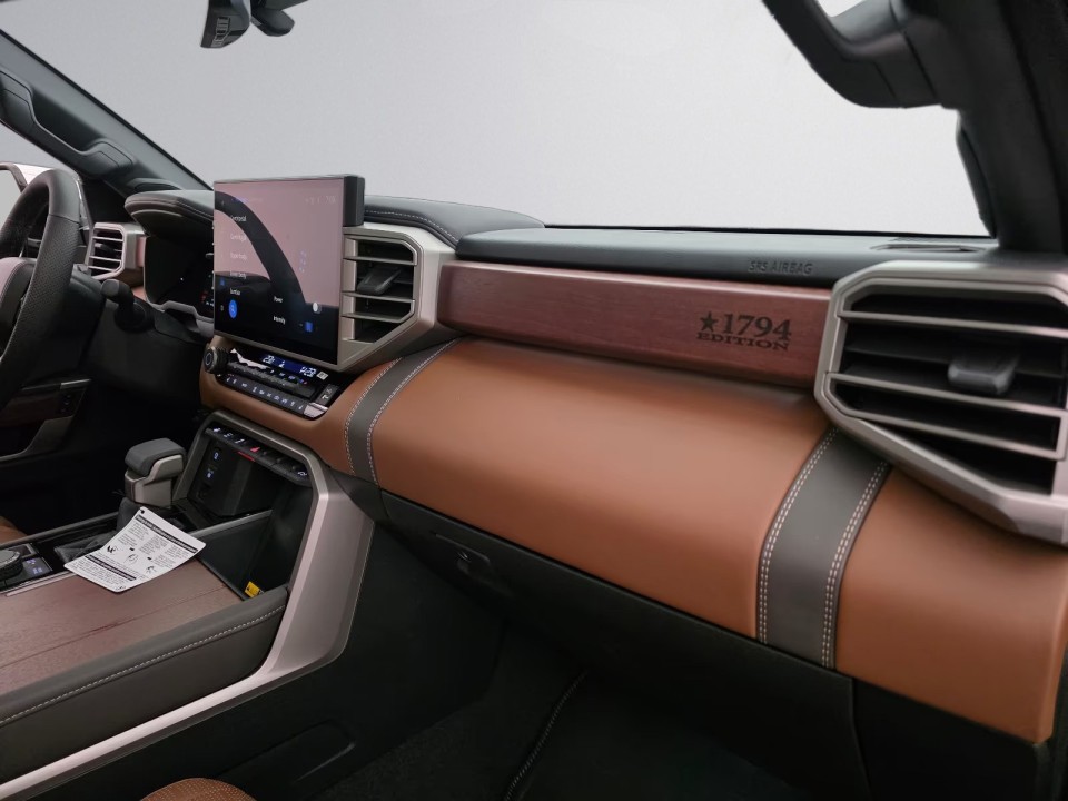 Toyota Tundra 1794 Edition - foto 16