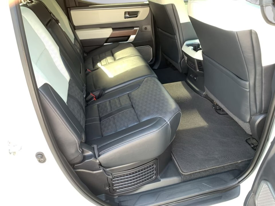 Toyota Tundra Capstone - foto 11