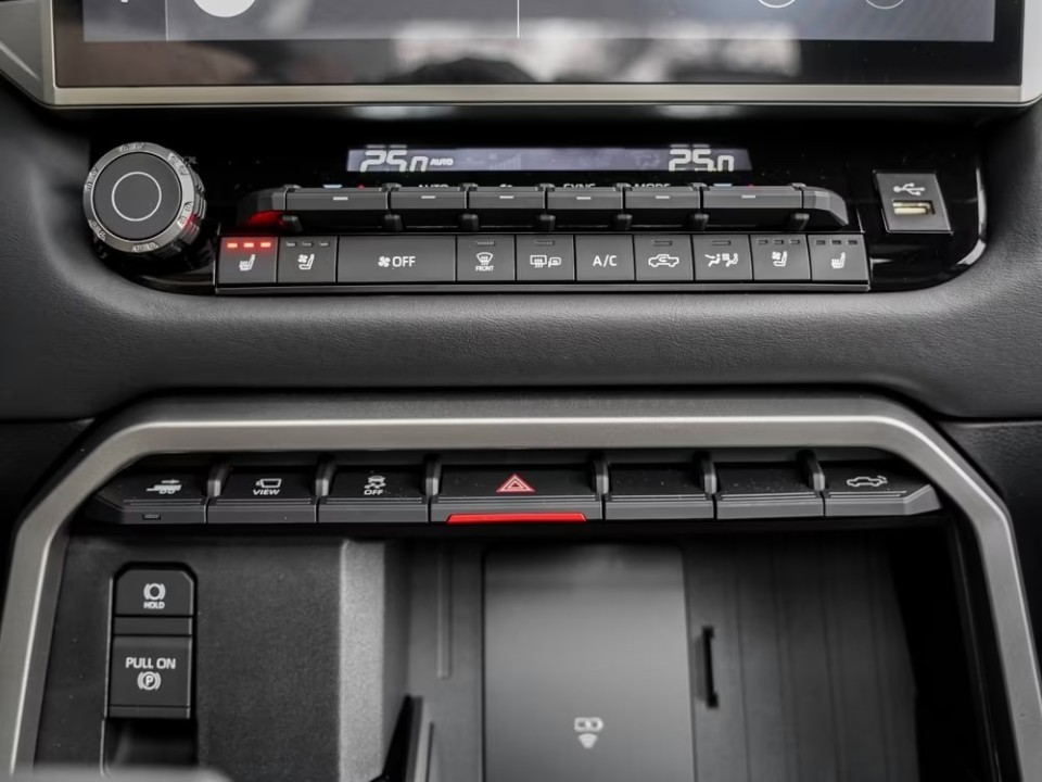 Toyota Tundra Platinum - foto 16